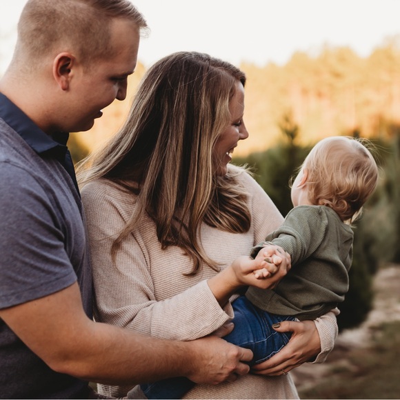 Meet your Posher, Taylor - Picture 4 of 4